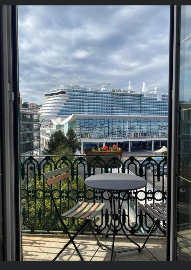 Apartamento Relax In Darsena - Savona Exterior foto