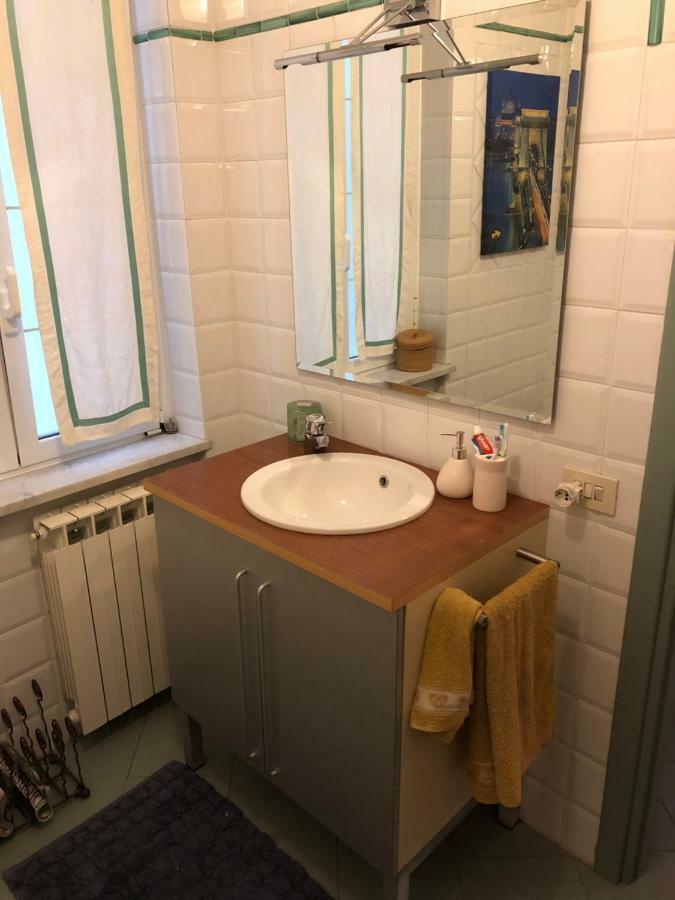 Apartamento Relax In Darsena - Savona Exterior foto